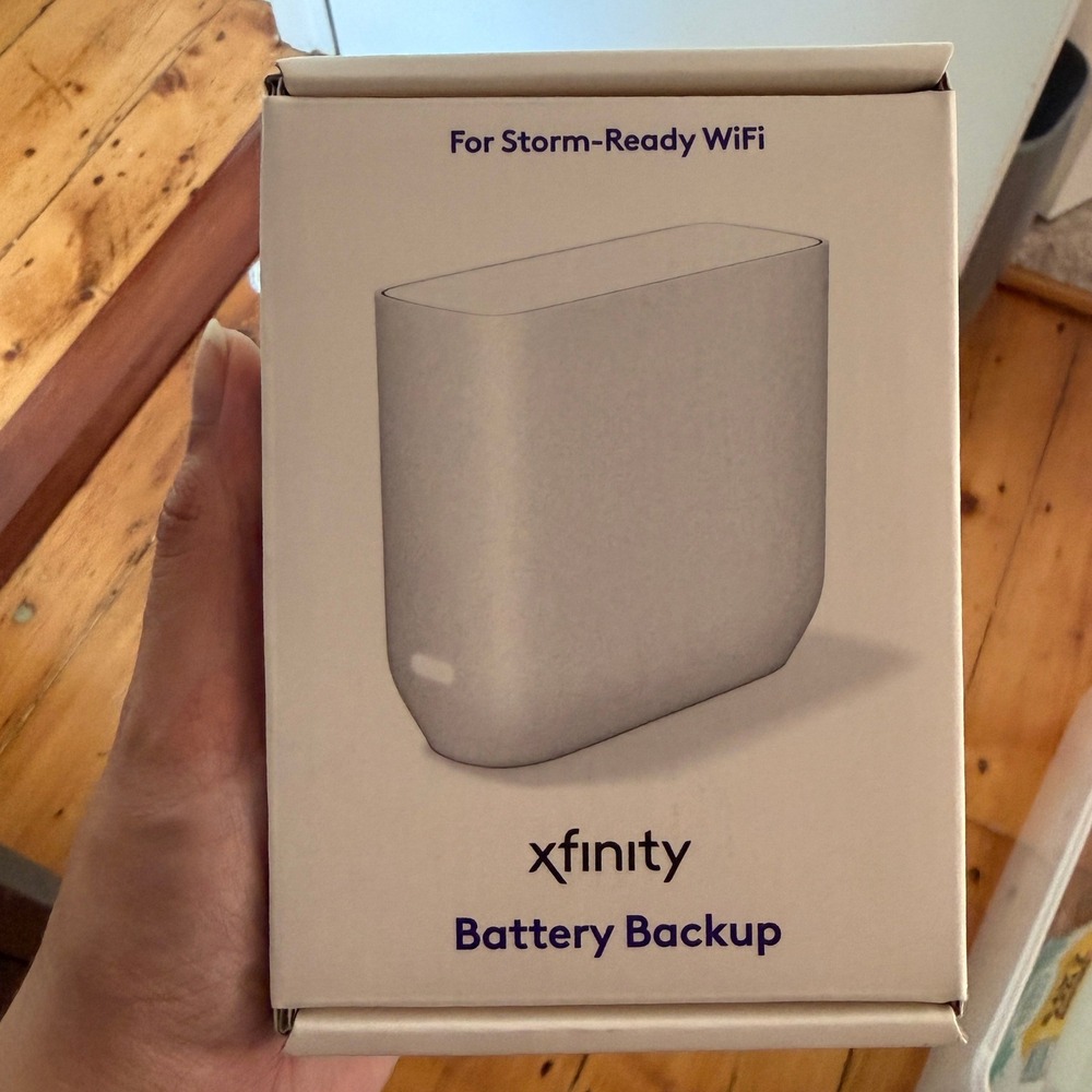 Xfinity/Comcast WNXB11ABR 81SYY101.G01 For Storm-Ready Wifi Battery Backup White